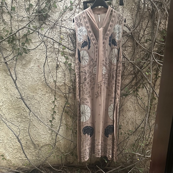 Free People Elegant Sleeveless Dress - Picture 4 of 10